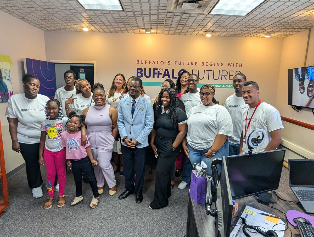 Congratulations to Buffalo Futures as they celebrate their first anniversary! Buffalo Futures offers career assessment, networking, and more! Join us in celebrating this milestone and learn more about their services at buffalofutures.com #Anniversary #BuffaloFutures