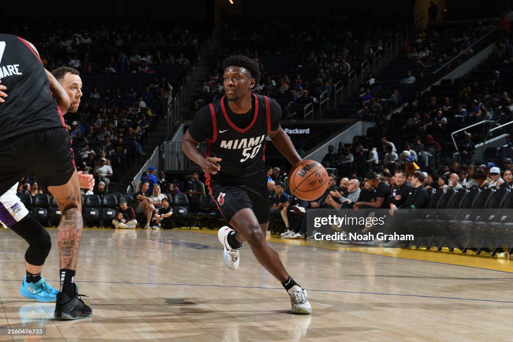 WAVE DRU SMITH AND SIGN ISAIAH STEVENS <a href="/MiamiHEAT/">Miami HEAT</a>