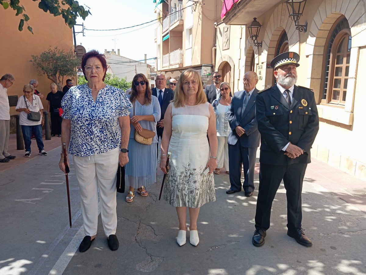 montse_psc's tweet photo. ❤️‍🔥 Esta mañana ha tenido lugar la Procesión de nuestro patrón, Sant Jaume, tal y como manda la tradición

👏🏼 Como alcaldesa, es todo un orgullo poder presidir estos actos 

‼️ Y a vosotros, creixellencs/ques, os deseamos una excelente Fiesta Mayor de Creixell ‼️

#creixell https://t.co/UHWje0P82K