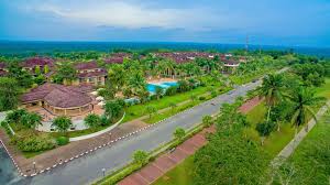 DebbiePeee's tweet photo. From Silicon Valley to Uyo! Learn why companies like @Risevest are choosing Akwa Ibom. #UyoCompanies Discover the benefits of moving your tech department to a city that supports growth and innovation.

#AkwaIbom #AKTW2024 #ResilientEcosystem  #AkwaIbomTechWeek #NYSC https://t.co/mVxT4owQHs
