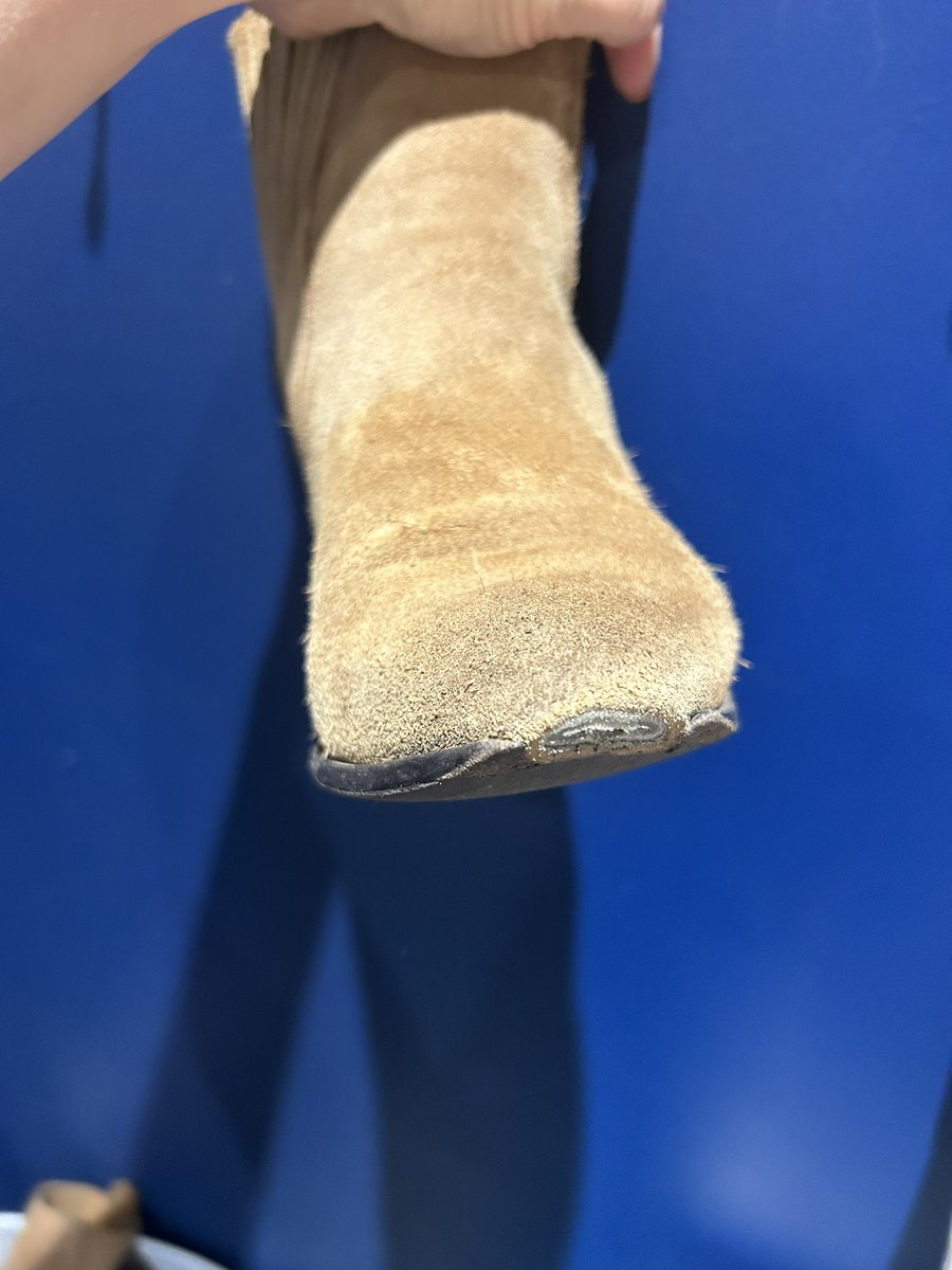 googoorb's tweet image. What a year - incredibly proud of the rapid journey of school improvement I’m apart of at Ark Charter. Kids are superb, the staff are superb - feel so lucky I get to do this. 6 pairs of shoes and 2’716’000 steps makes you ready for a rest and reset. #gratefulAndProud @ArkSchools