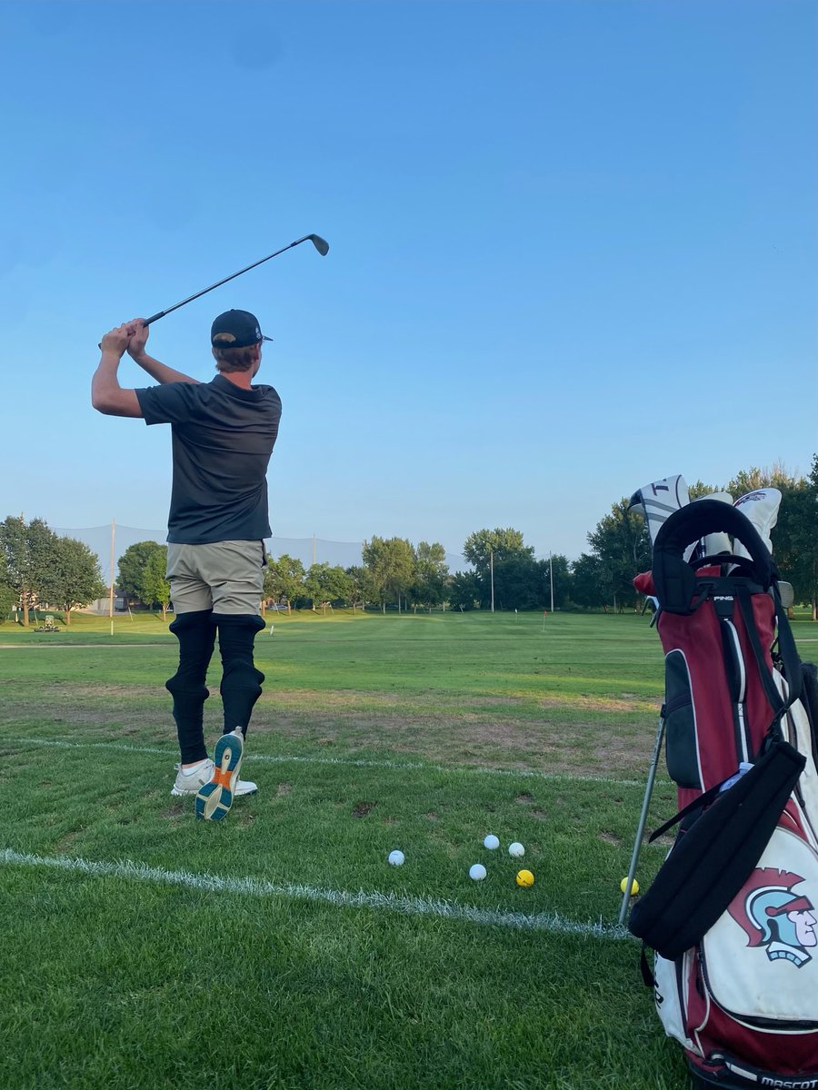 _MaxRecovery's tweet photo. 🏌️‍♂️ Elevate your golf game with MaxRecovery Pants! 🏌️‍♀️

Wear them on the range before a round to loosen up your muscles or afterwards while you’re recovering for optimal performance and quicker recovery.

#Golf #MaxRecoveryPants #InjuryPrevention #Flexibility https://t.co/5tlzBCxkat