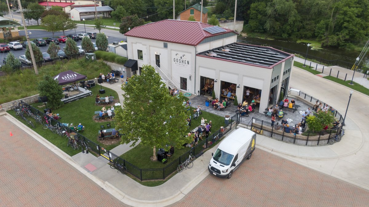 ElkhartCountyIN's tweet photo. Jesse Shoemaker enjoys seeing @goshenbrewing customers enjoy his food and working with the local farmers and producers which supply the ingredients. 🍜
Dig into GBCo’s menu featuring Jesse’s creations! https://t.co/F2GS6aOhD9
#INElkhartCo #WellCrafted #GBCo https://t.co/eXf5WXBtoM
