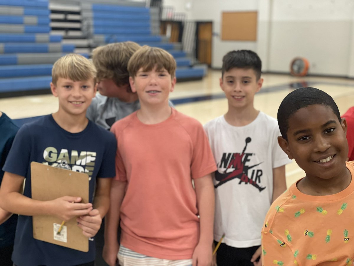 Bellevue Middle School tweet media