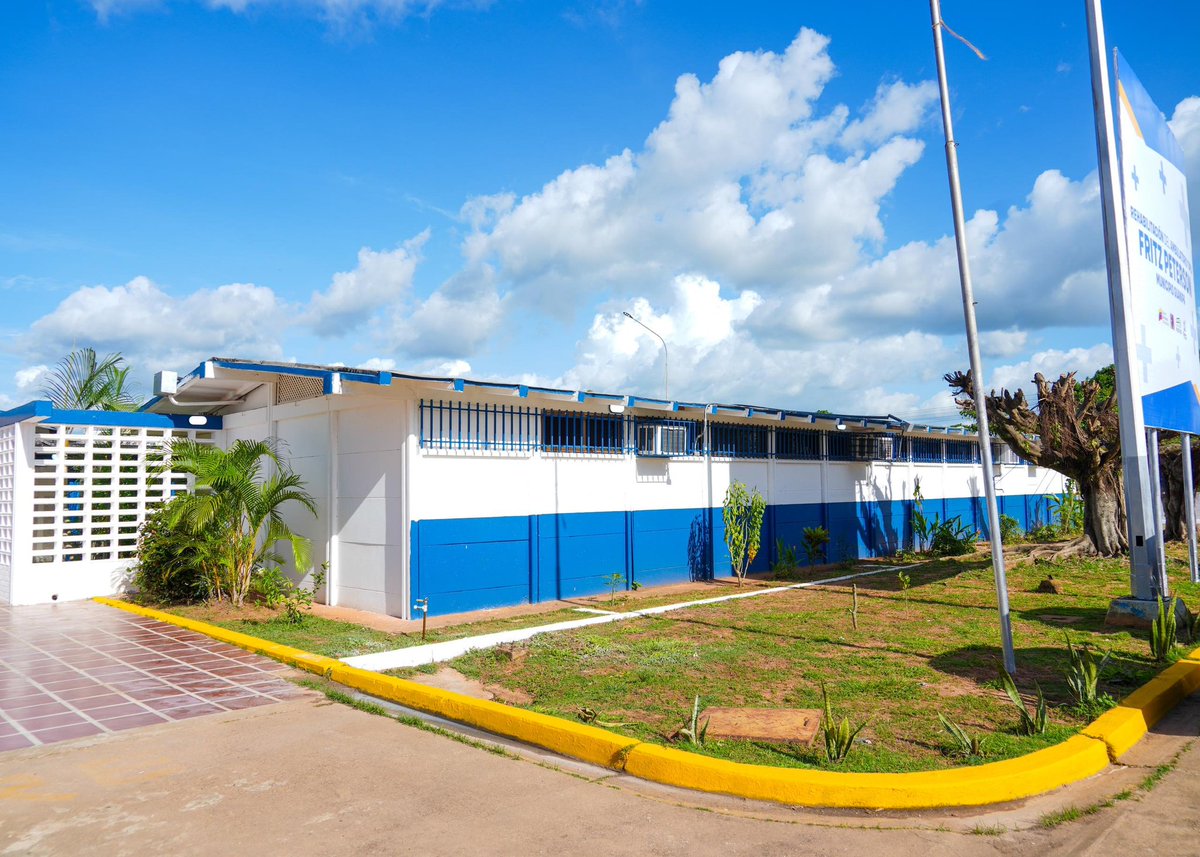 Entregada una acción más del Plan "70 Obras por Chávez", se trata de la recuperación integral del ambulatorio tipo I Fritz Peterson del municipio Guanipa.
