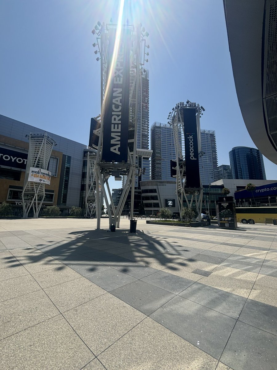 Hi everyone! It’s D-Day! For all of our donors and GA winners we will be located here for you to pick up your items! Additionally, our Love Letter message book will also be here for people to drop off their messages to be added into the book. Can’t wait to see you all today! 🫶