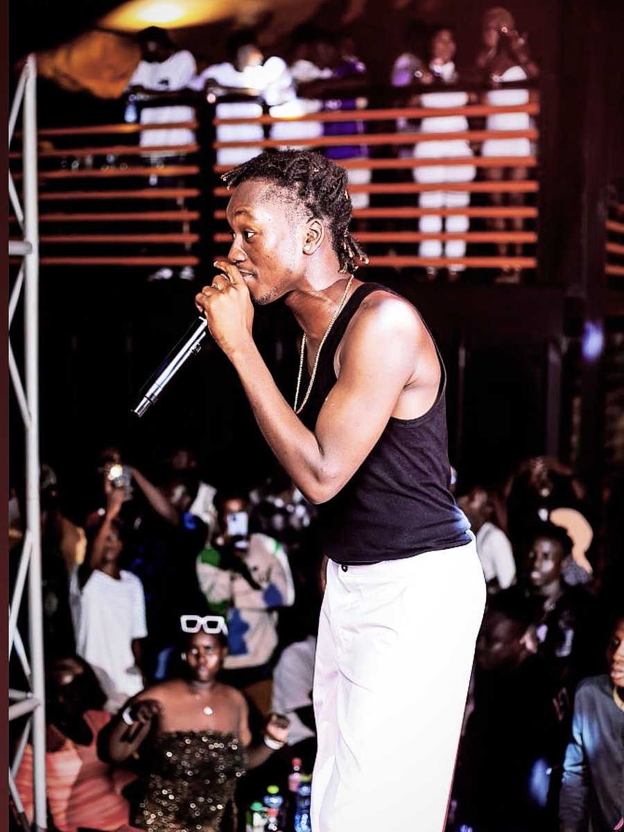 salmanfaaris1's tweet photo. @FADLANYOUNGBULL is an asset worth betting on! 🎶 His music talent is mind-blowing and he makes it look effortless. Counting on him big time to change the narrative of northern music

Fully Strapped dropping soon 🔥🔥🔥

#FadLan #Fullystrapped #TGMA https://t.co/WVb3rengsk