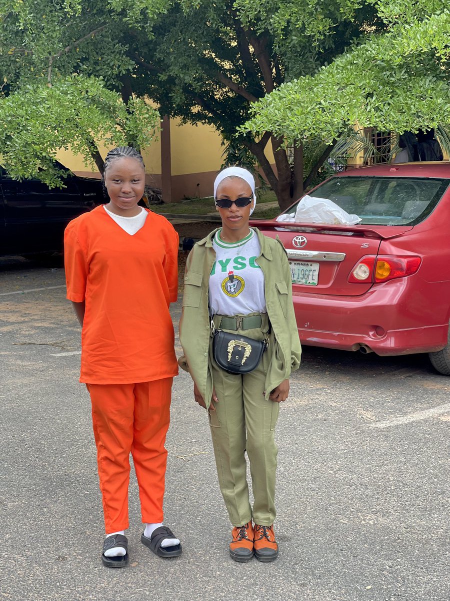 callme_adeteju's tweet photo. FYB Day 4
Costume day🤍💚

#FyB
#graduatetobe 
#lastdaysinunilorin https://t.co/BuSMhPSMt9