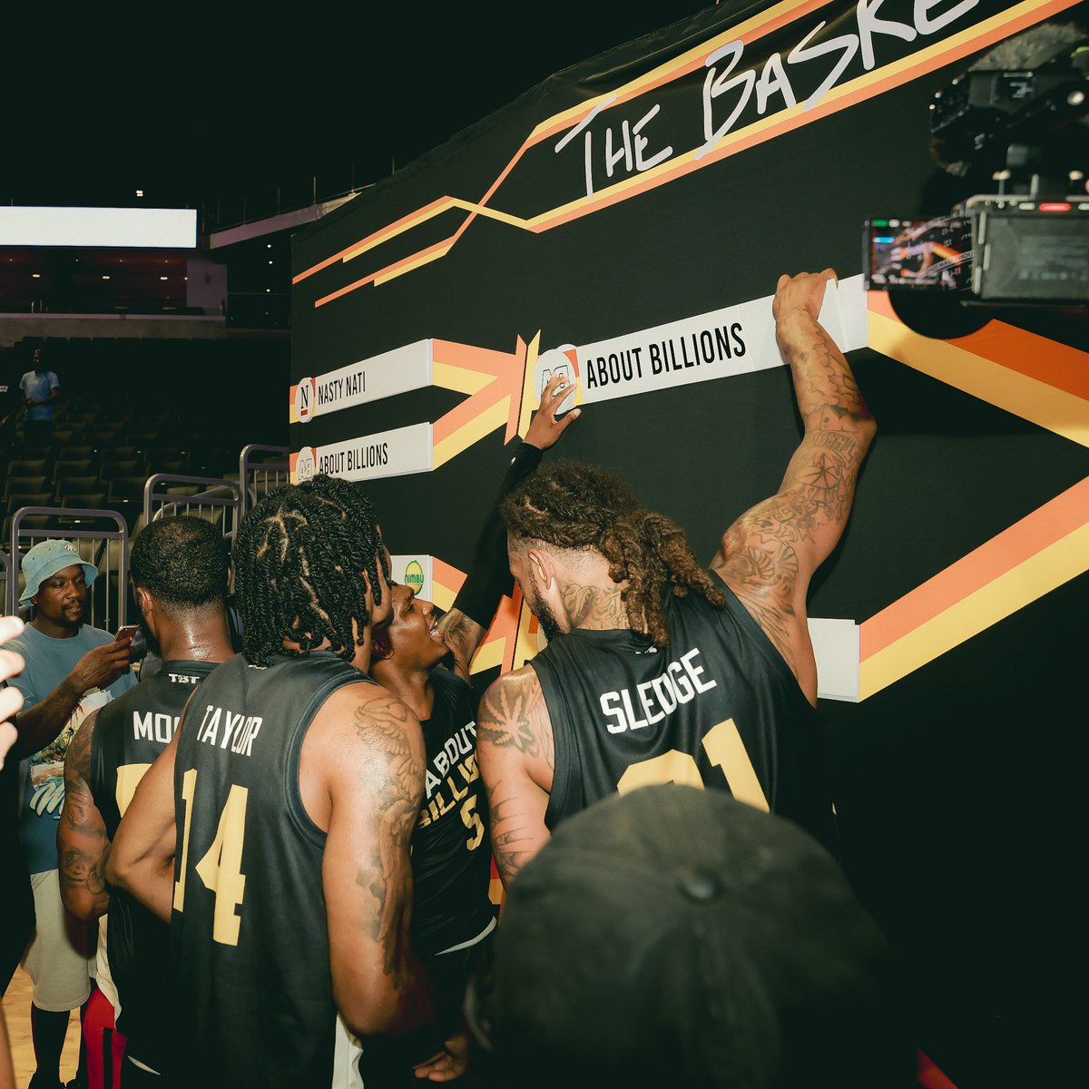 DreYates937's tweet photo. Great Experience coaching in this years @thetournament with @AboutbillionTBT looking forward to coming back even stronger next summer. https://t.co/xqAFCH73mR