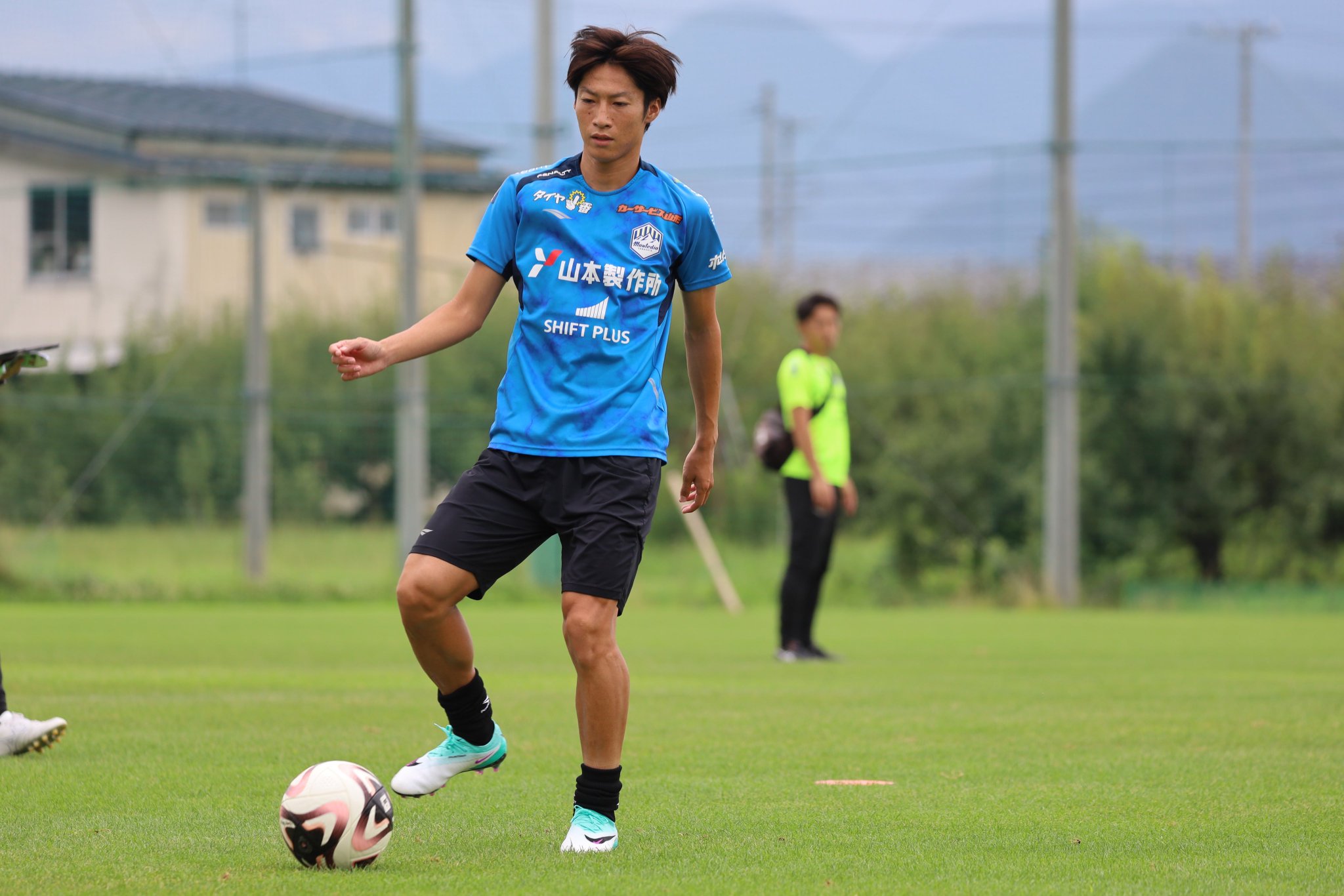 3本セット モンテディオ山形 プレーヤーズハンガー 土居聖真選手 3本セット モンテディオ山形 プレーヤーズハンガー 土居聖真選手