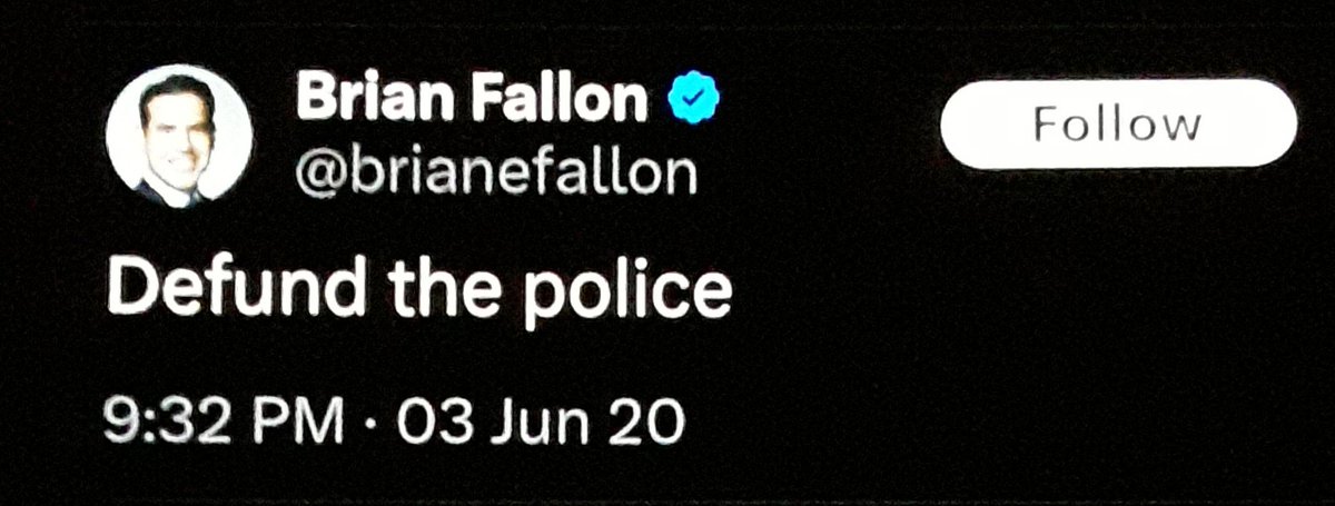 Becky72S's tweet photo. @brianefallon This you ?🤔🤔 https://t.co/zPHJOvh3rq
