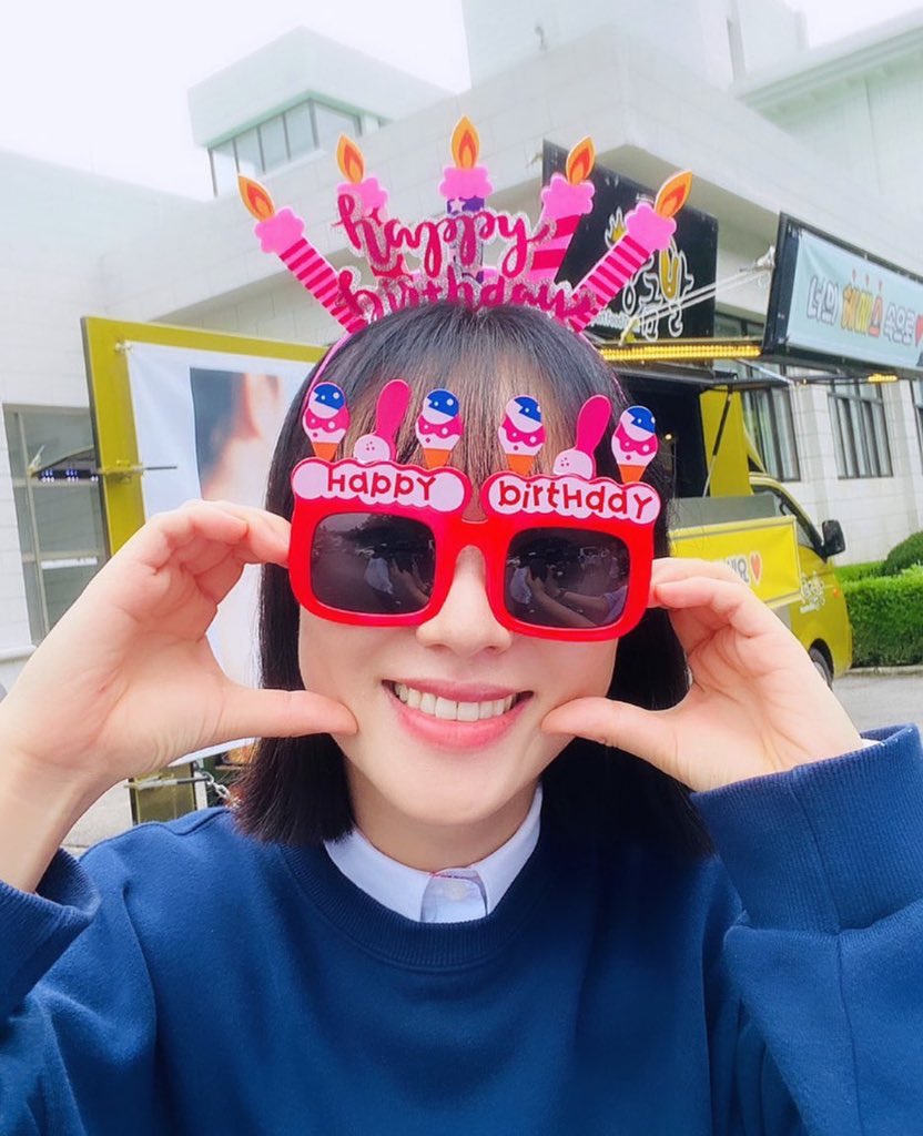 Our dearest Yeobeen's Day! 

And we, your "Beens" from <a href="/theonbitph/">THE ONBIT PHILIPPINES</a>, won't let this day pass without telling you how much we love you.

 Happy birthday, dearest! We are always with you, and we will always choose you. We'll see you again soon. MAHAL KA NAMIN 💜

#HappyYeobeenDay