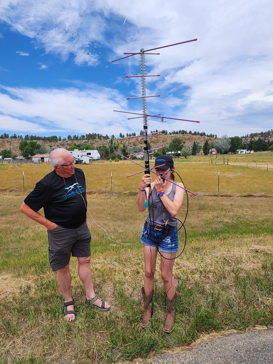 Amy_Shirb tweet media