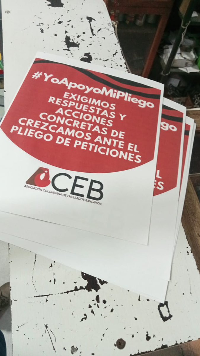 #VotacionAHuelgaEnCrezcamos ¡Los trabajadores rechazamos la paupérrima oferta de incremento salarial! <a href="/Crezcamos/">Crezcamos</a> <a href="/uniamericas/">UNI Américas</a> <a href="/UNIGlobalFin/">UNI Finance</a> <a href="/yezidgarciaa/">Yezid García Abello</a> <a href="/ABucaramanga/">Atlético Bucaramanga</a> <a href="/SegurosSURAcol/">Seguros SURA Colombia</a> <a href="/vanguardiacom/">Vanguardia</a>