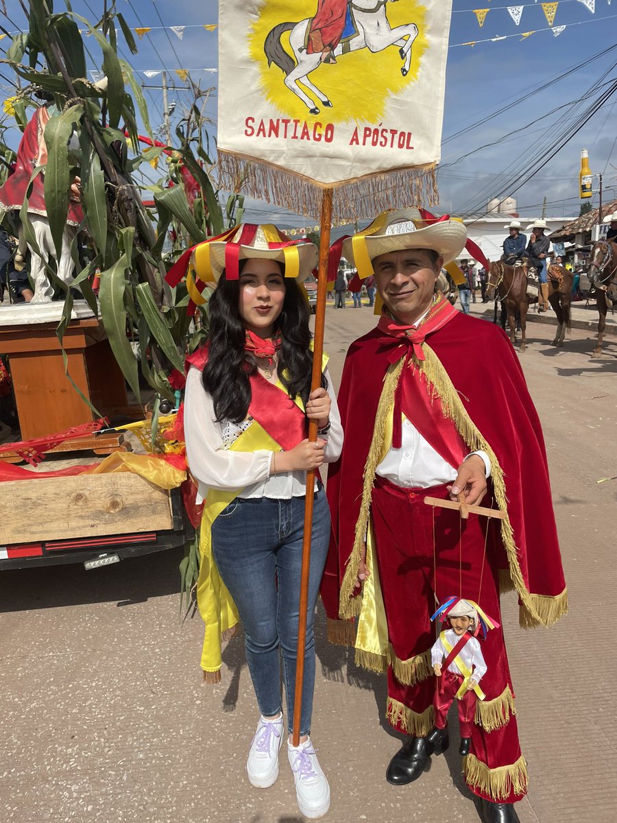 artechiconahui's tweet photo. Hoy 25 de julio, fiesta patronal en honor a Santiago Apóstol en Chignahuapan!

Agradecemos a todas las personas que con mucha alegría, esperanza y fe, se han dado cita para venerar a nuestro santo patrono en su día!

Vivamos al máximo nuestras tradiciones! Viva Santiago! https://t.co/QOnWIuY8c1