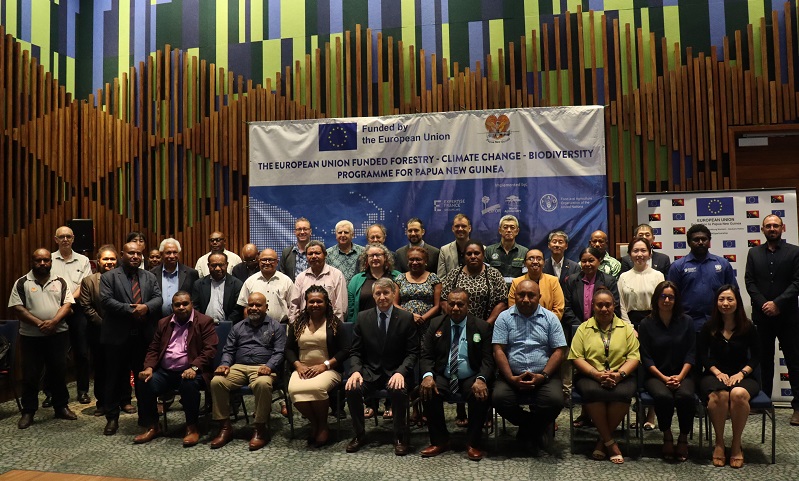 🌍 2nd EU-FCCB PSC meeting led by EU Ambassador and DNPM Secretary.

🌳 Key national partnerships formed
🌾 1,700+ farmers in Managalas empowered
📊 Forestry Inventory prep in East and West Sepik

Together, we're building a sustainable future for PNG's forests and biodiversity🌱