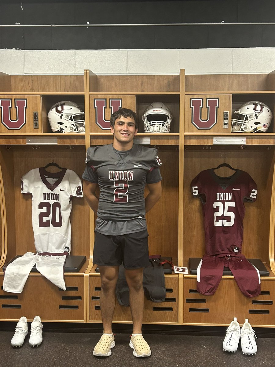 Thank you <a href="/UnionCollegeFB/">Union College Football</a> and <a href="/DomenicIsabell/">Domenic Isabell</a> for having me up on campus today! I enjoyed touring the great facilities and talking about Union football!!
<a href="/CoachATrotta/">Anthony Trotta</a> 
<a href="/CoachDrach/">Jonathan Drach</a> 
<a href="/AthleticsMcQ/">McQuaidAthletics</a> 
<a href="/FootballMcquaid/">McQuaid Football</a>