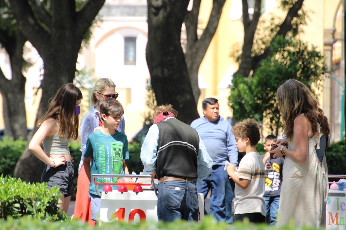 PaolaAngonS's tweet photo. ¡#SanPedroCholula rompe récord en afluencia turística y derrama económica!

+204 mil visitantes y 222 millones de pesos de derrama económica, generados de enero a mayo de 2024, un 20% más que en 2023. 

¡Gracias a todos por este éxito! 🌟 

#ChulaMiCholula https://t.co/ruQx7ET3MK