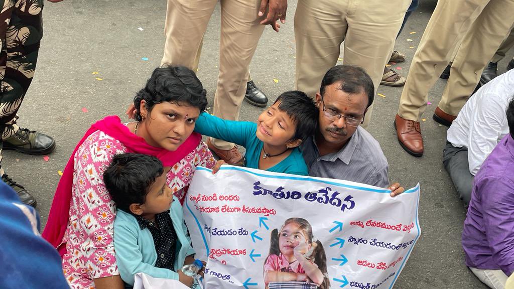 VIVEK_CRUSADER's tweet photo. #PleaseClear13DistrictsSpouseAppeals
 @RahulGandhi @priyankagandhi
@INCIndia @IYC @INCTelangana @revanth_anumula @TelanganaCMO  @PrasadKumarG999 @Vemnarenderredy @VivekVenkatswam @Bhatti_Mallu @rajgopalreddy_K @mpponguleti  @KomatireddyKVR @DeepaDasmunsi @Ponnam_INC @Murali_IASretd @IamwithMallanna @TJSPartyOnline @TeamQnews @jeevanreddyMLC @Mana_tolivelugu @DamodarCilarapu @ADayakarINC @DKShivakumar @BJP4India @narendramodi @VamsiChandReddy @mohdalishabbir @AaronMathewINC @seethakkaMLA @OffDSB @Bhavyanmurthy @Min_SridharBabu @iamkondasurekha  @ayodhya_boreddy @YJR_INC @Narsimha_Bagari @Congress4TS @TelanganaCS @TelanganaDGP @AkberuddinO @TelanganaCOPs @etvtelangana @Eenadu_Newspapr @aadabhyd @dishatelugu @IndianExpress