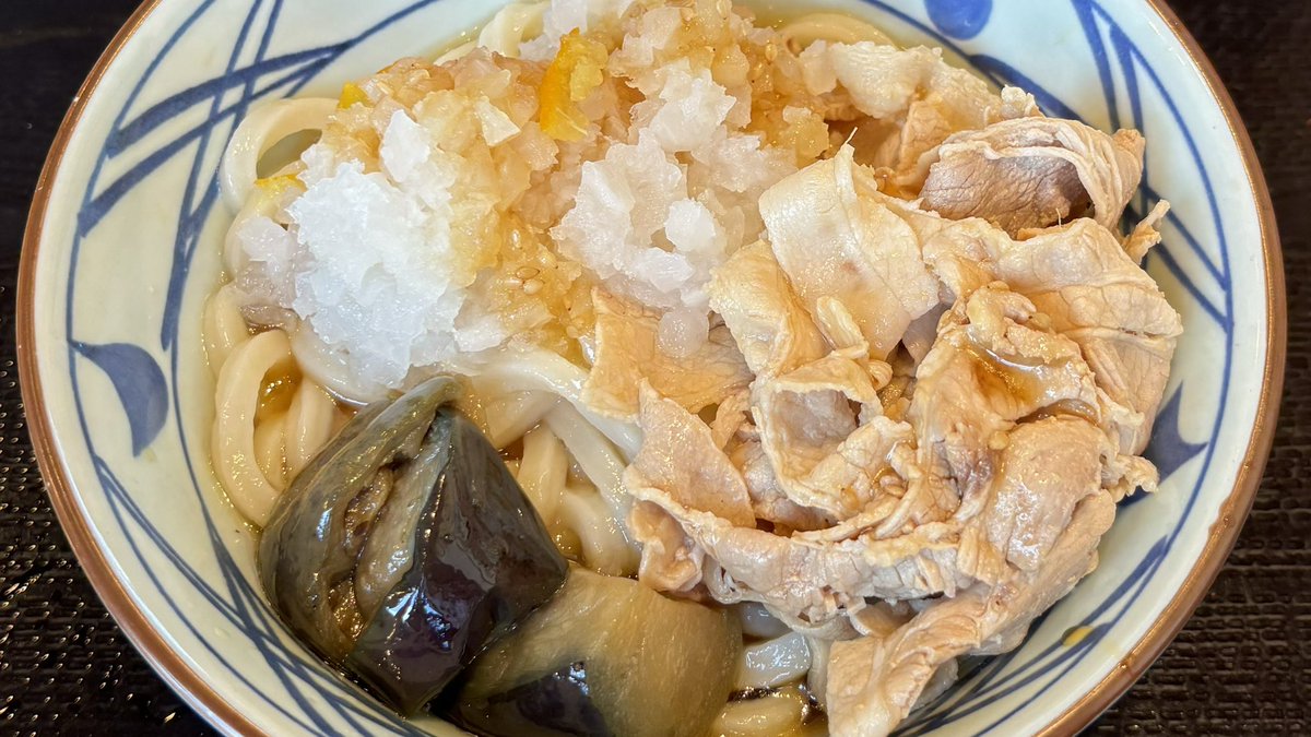 baisonsiro's tweet photo. 【丸亀製麺】
［鬼おろし豚しゃぶぶっかけ］
鬼おろしッ
好きッ。。。

#丸亀製麺 #鬼おろし豚しゃぶぶっかけ https://t.co/s44oRfynNE