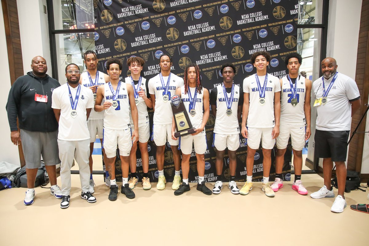 Congrats to our 9th Grade Boys Champions #USABClubChamp

9th Grade Boys Gold - Chicago Meanstreets 
9th Grade Boys Silver - Indiana Elite