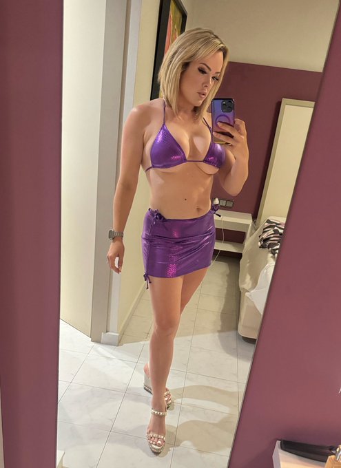 PVD Ready! 💃🏻  Like My outfit? https://t.co/hFA3GAonJY