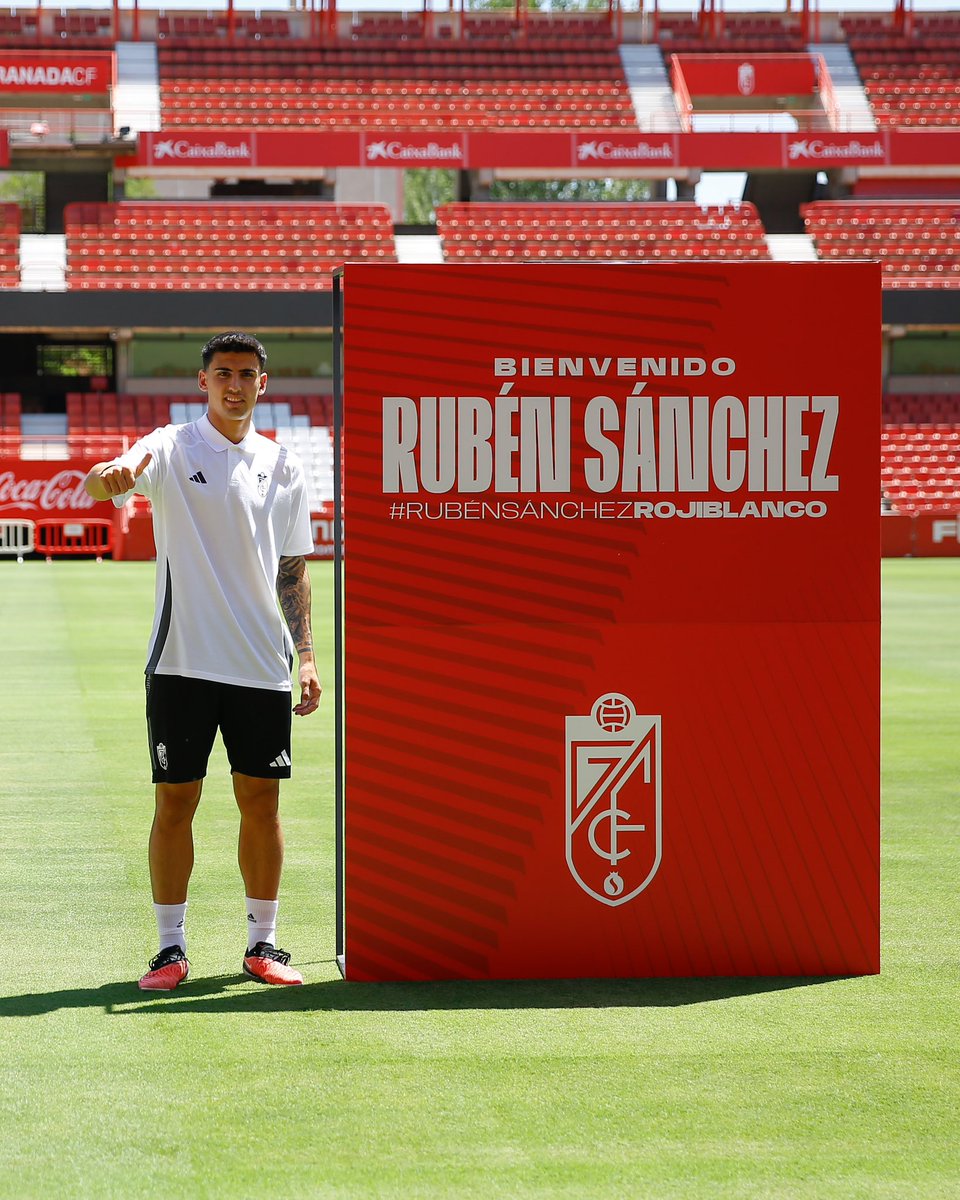 Granada CF ❤️⚪️ tweet media