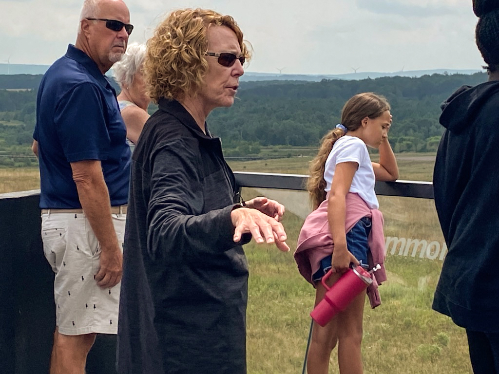 Flight93Friends's tweet photo. Deborah Borza, mother of Deora Frances Bodley from Flight 93, engages with young leaders at the @Flight93NPS. She shared her ongoing support for the memorial and commitment to educating future generations about the Flight 93 story. #Flight93 #Teach2Remember https://t.co/skNGVKvfc0
