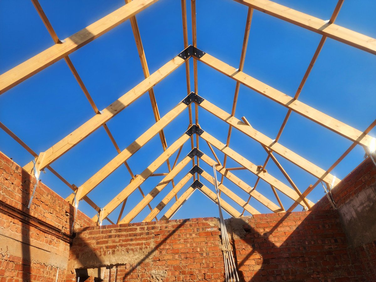 LloydMukanwa's tweet photo. LOOKING FOR HASSLE -FREE ROOFING SERVICES?
Look no further! Urban Builders Solutions offers top-quality roofing materials and professional installation services for all your residential roofing needs.
Get a quotation on 0774241332
#Roofingtimber
#Roofingsheets
@UrbanBuilderszw https://t.co/xTrh7PV778