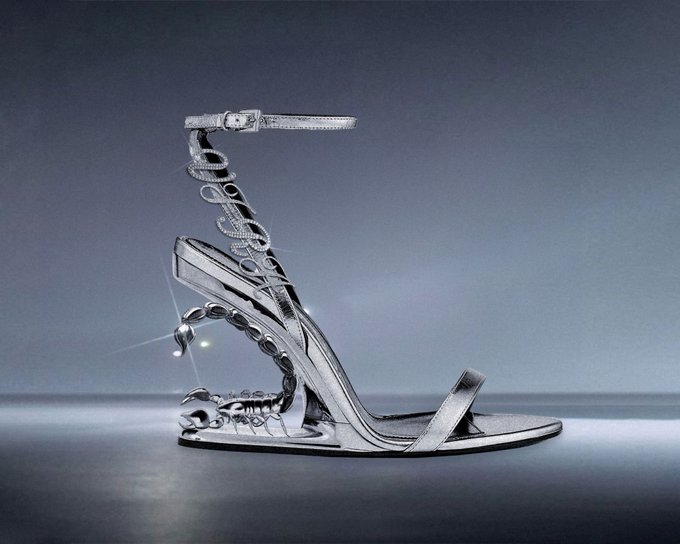 Scorpion Heel Sandal in style Chrome // Designed by me https://t.co/LTDzhbE5yf