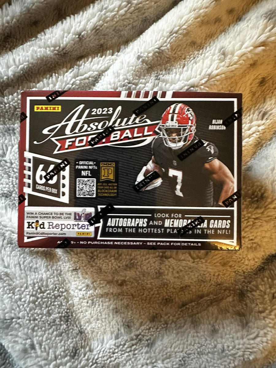 CMuzikar's tweet photo. Lets do a giveaway here il choose a winner Saturday evening @CardPurchaser 
Follow +Like and Retweet https://t.co/ruGQnVHzaH