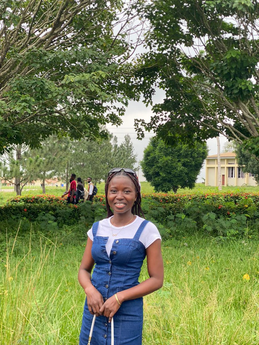 richkemzy's tweet photo. Last week was my fyb week in school 
I participated in
#backtoschoolday
#Denimday
And jersey day!!!🤭🤗 https://t.co/ow5rbHzB4h
