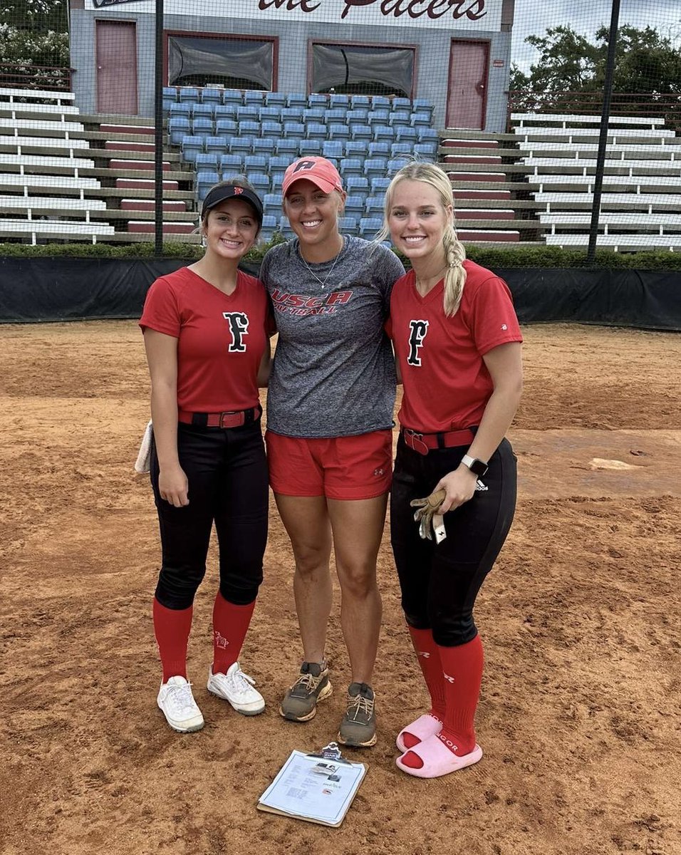 hunterhoffman48's tweet photo. Thank you to the coaches and players today at USC Aiken and Augusta University. Even in the rain I had a great time!! Loved getting in some reps and hope to see you all again soon. ❤️🥎🧨@CoachpooleU @AliciaDorgan @AUG_Softball @firecrackersmm @Firecrackersinc https://t.co/jrJh6M4tWv