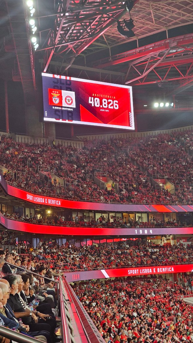 40.826 👏🦅