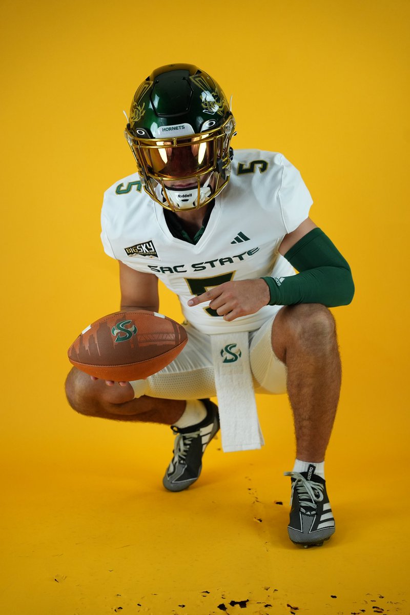 Blessed to be in this position 

Year 3 🐝 #jucoproduct