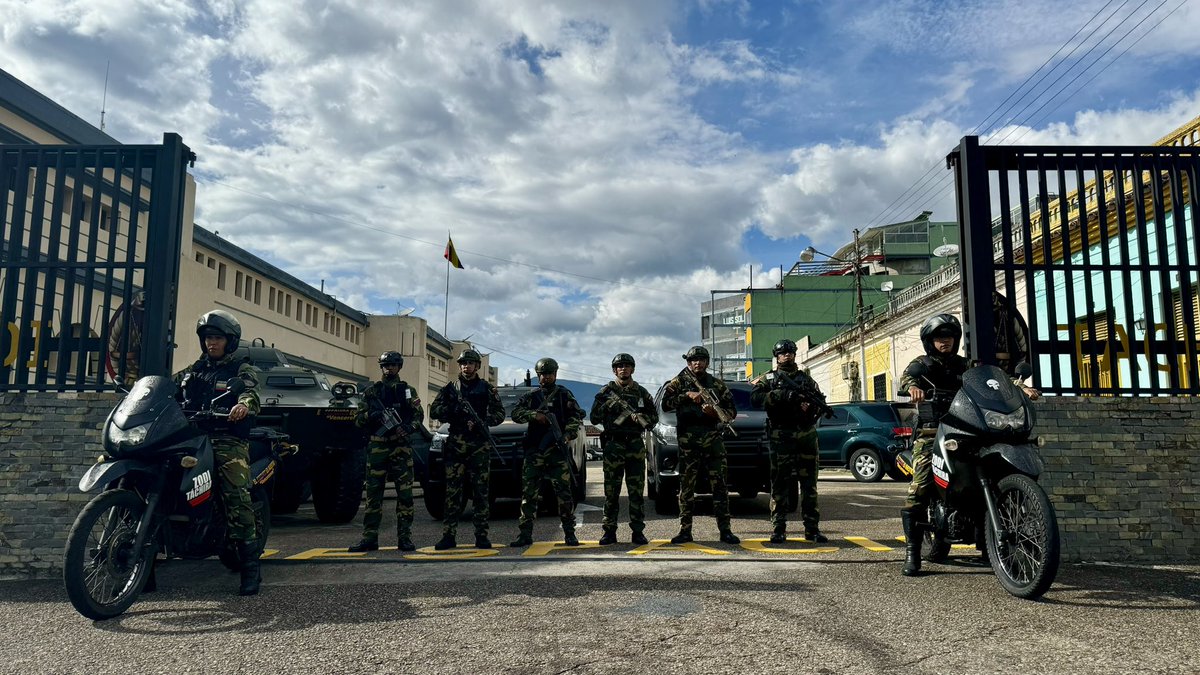Nuestros fuertes, los cuarteles, centros educativos y cualquier edificación de la FANB, constituyen zonas de Seguridad definidas en el artículo 47 de la Ley Orgánica de Seguridad de la Nación