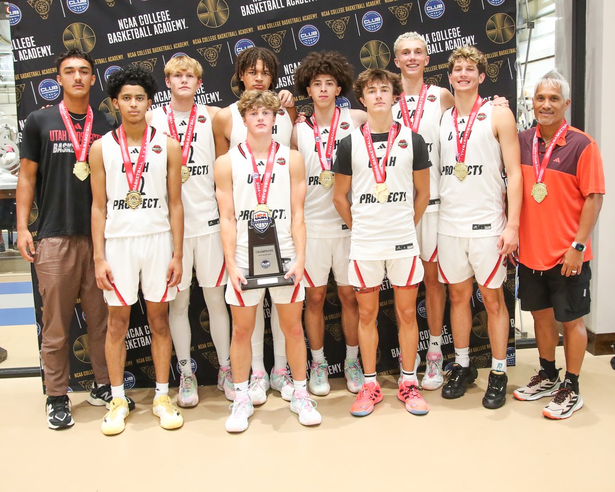 Congrats to our 10th Grade Boys Champions #USABClubChamp 

10th Grade Boys Gold - Indiana Elite  
10th Grade Boys Silver - Utah Prospects