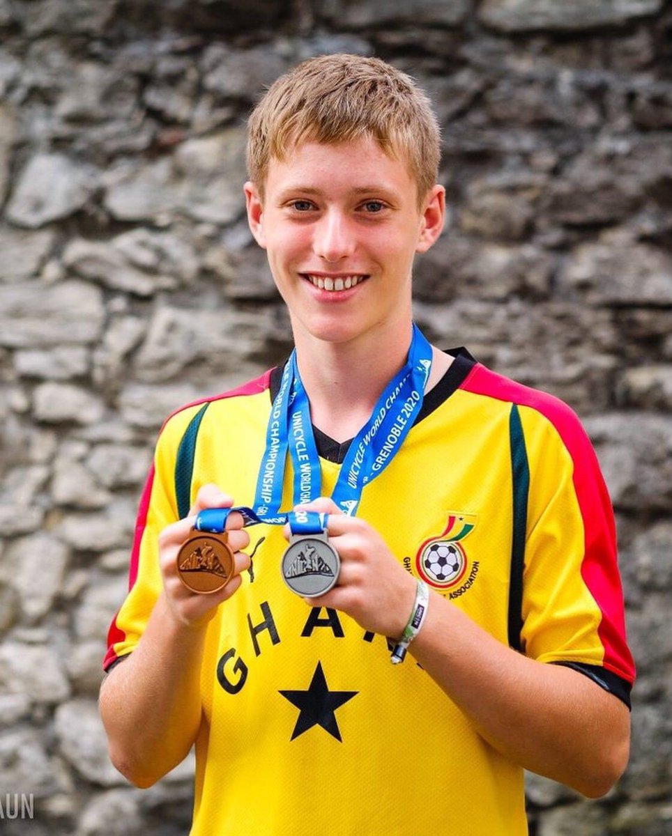 AfricaFactsZone's tweet photo. At age 15, Ghanaian Athlete, Trey Haun won two medals at the Unicycling World Championship in France in 2022.

He won a Silver medal in the 30m Wheel Walk Race (15-16 year old males) and a Bronze medal in the 50m One-Wheel Race (15-16 year old males). https://t.co/4NsFwMqe63
