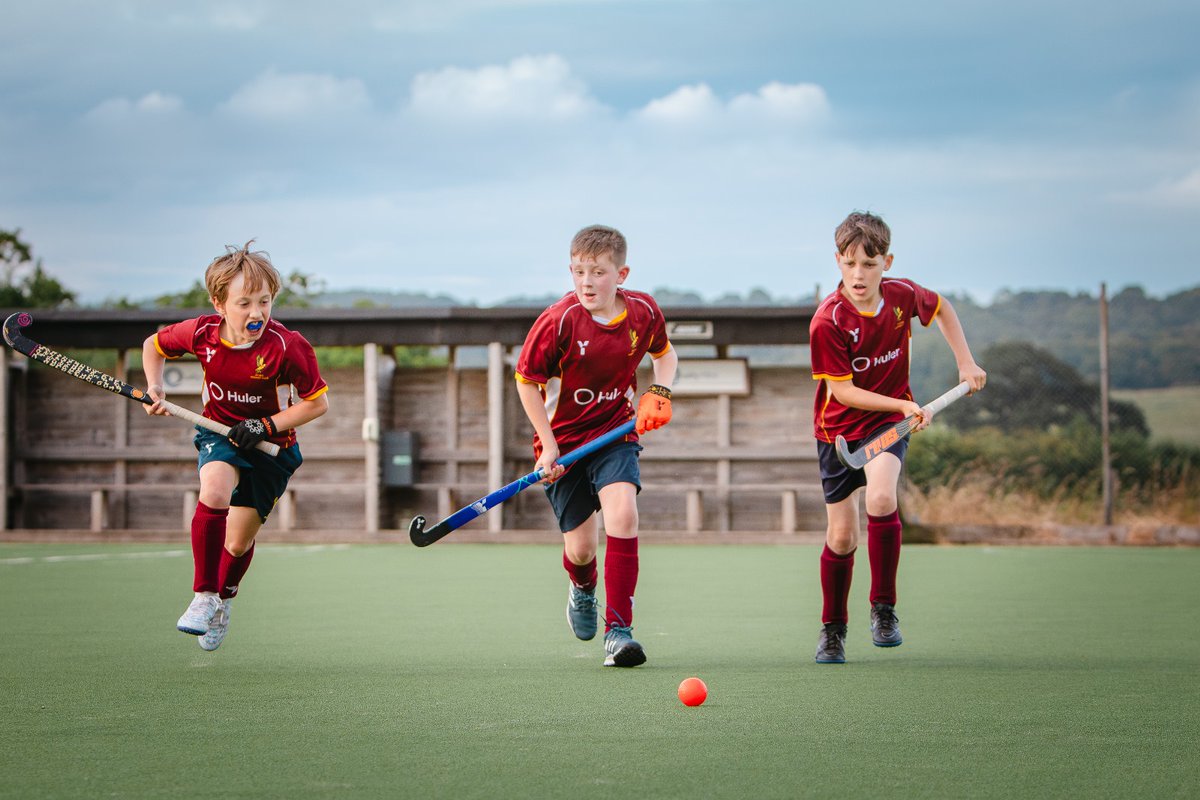 Stonehockeyclub's tweet photo. A few action shots of our 'Level Up' Sessions this summer. @Y1Hockey @EnglandHockey #MightyStone #StoneHockeyClub https://t.co/EOS1nuTvHC