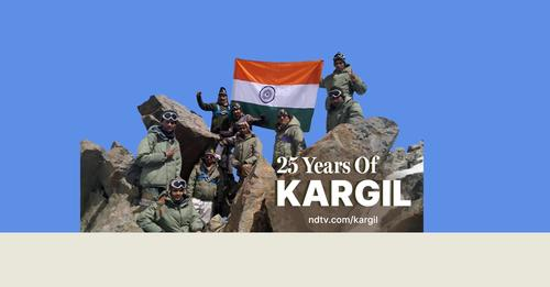 ndtv's tweet photo. #25YearsOfKargil | Indian soldiers overcame the challenges of rugged terrain and braved extreme weather to recapture high-altitude positions from Pak army. Know the story of #KargilWar: https://t.co/dNXleckDVt

#KargilVijayDiwas https://t.co/0jUVcklCi0
