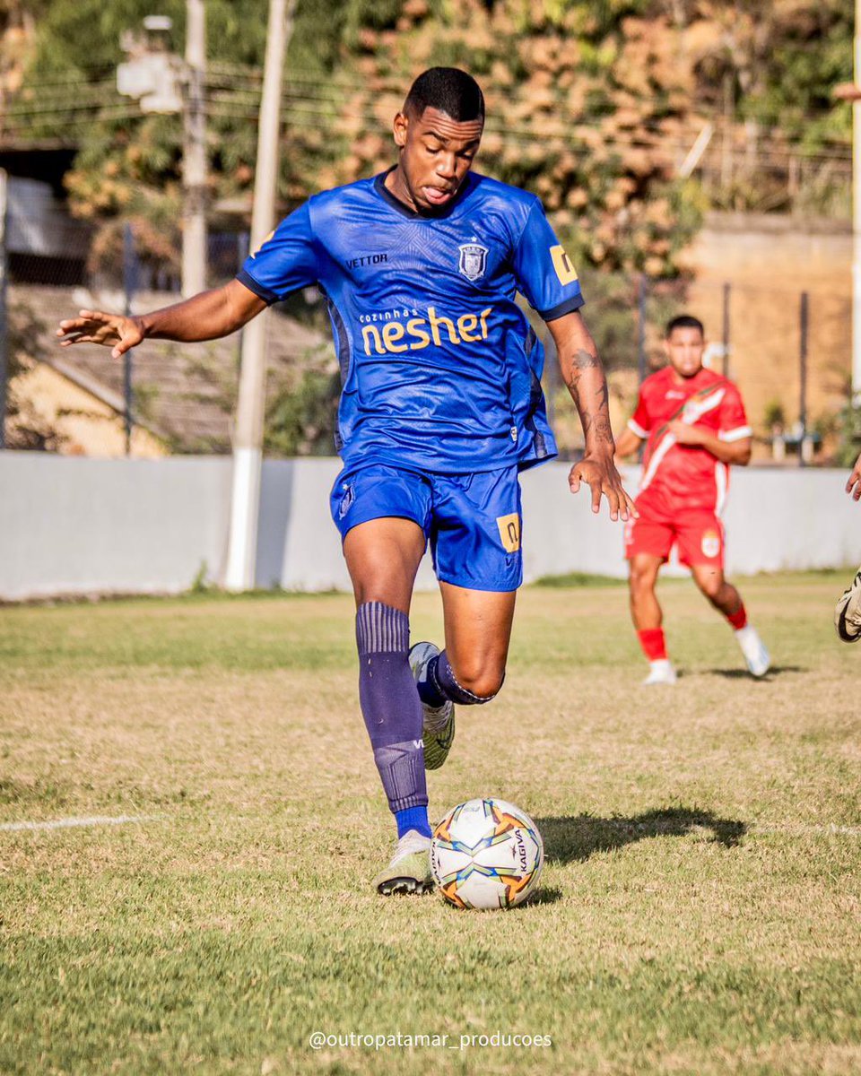 Sonhos só acontecem se você agir.⚡️💙