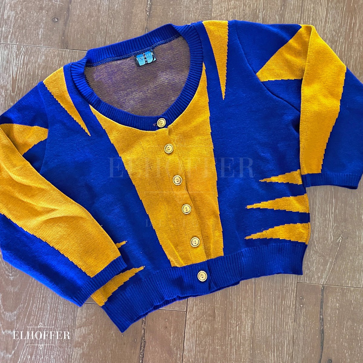SDCC exclusive Wolverine sweater! <a href="/elhofferdesign/">Elhoffer Design</a>  
Need one of these!!
#DeadpoolAndWolverine #Wolverine #SDCC24 #SDCC2024