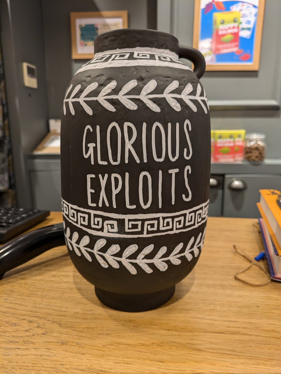 WstonesCarm's tweet image. The winner of the Waterstones Debut Fiction Prize 2024 is #GloriousExploits by Ferdia Lennon! 

A huge congratulations from all of us in Waterstones Carmarthen - this was a firm favourite of Bookseller Eliza's

#WDFP 
@PenguinHuddleUK