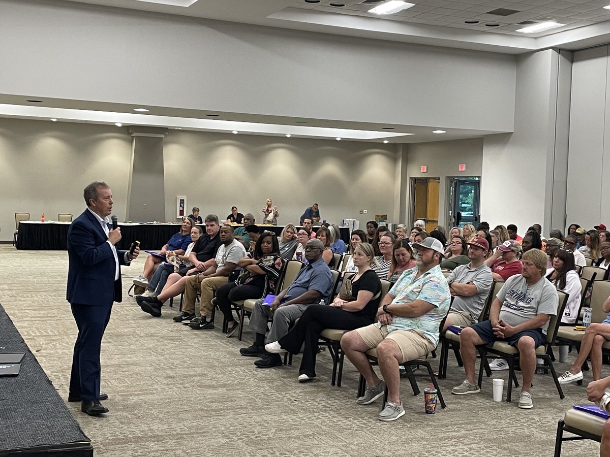 When these guys come together, you know what time of the year it is! Thanks, Mr. Uselton, for stopping by and speaking to our drivers.#teamdcs