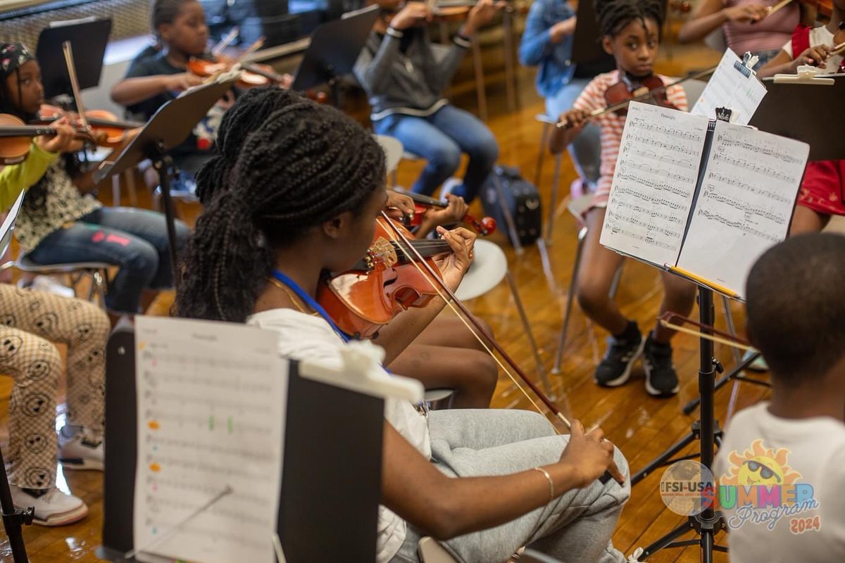 ifsiusa_edu's tweet photo. Our summer program kids are immersed in music lessons! They’re focused, engaged, and learning so much from our talented teachers. 🎹🎸 Check out these photos to see the dedication as they explore the music world! 🌟 

#MusicEducation #CreativityInAction #SummerProgram #Inspiring https://t.co/EwCvbb09qO