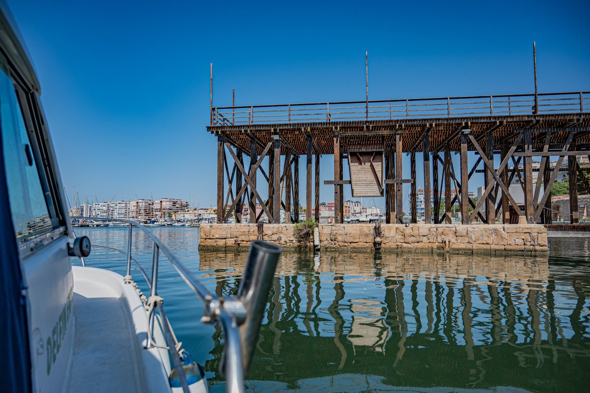 ProyectoMastral's tweet image. Mañana viernes podríamos comenzar el día con muchas nubes, pero por la tarde esperamos tener grandes ratos de sol. Las temperaturas, tanto la máxima como la mínima, se mantendrán sin muchos cambios y volveremos a tener viento de levante. Fotos: Fran Riquelme.