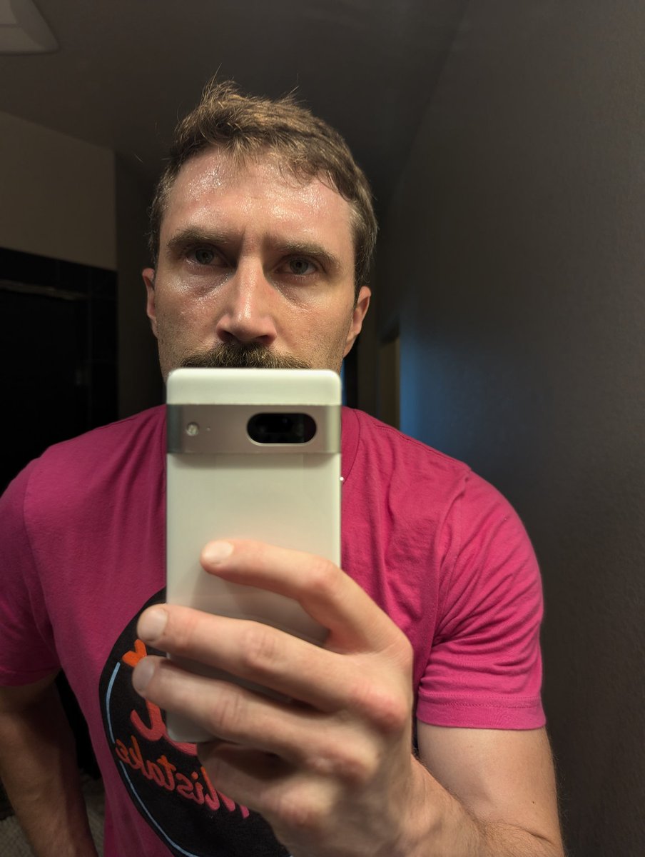 i hate working out
i love feeling strong 

choose your hard