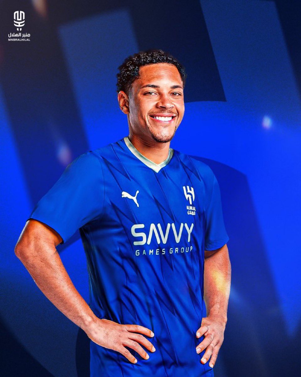 qa7kora's tweet photo. فابريزيو رومانو : 

🚨🔵 لقد تواصل الهلال مع برشلونة من أجل ضم فيتور روكي، وفقًا لما ذكرته وسائل الإعلام السعودية - وهو ضمن القائمة المختصرة للنادي لهذا الصيف.

يتعين على فيتور روكي ومعسكره أن يقرروا ما يريدون فعله لأن برشلونة قد يكون منفتحًا على بيع روكي.

ولكنها تعتمد على Vitor https://t.co/F5PHo9hvWq
