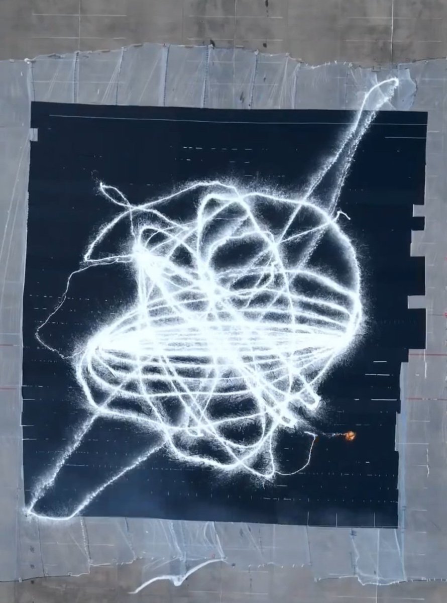 XFamily369's tweet photo. "The world 's largest dripping pendulum printing"
It looks like a Stellar Lumen
Elon Musk
"The world 's largest lobster"
The world's richest people will come from lobstr, Stellar network.
$XLM #XAI #SHX #VELO #XXA #AFR #QUBIC #DOGET #LSP #AQUA #SSLX #YBX #CNY #XAU #NLT https://t.co/ftiW1lk9s6