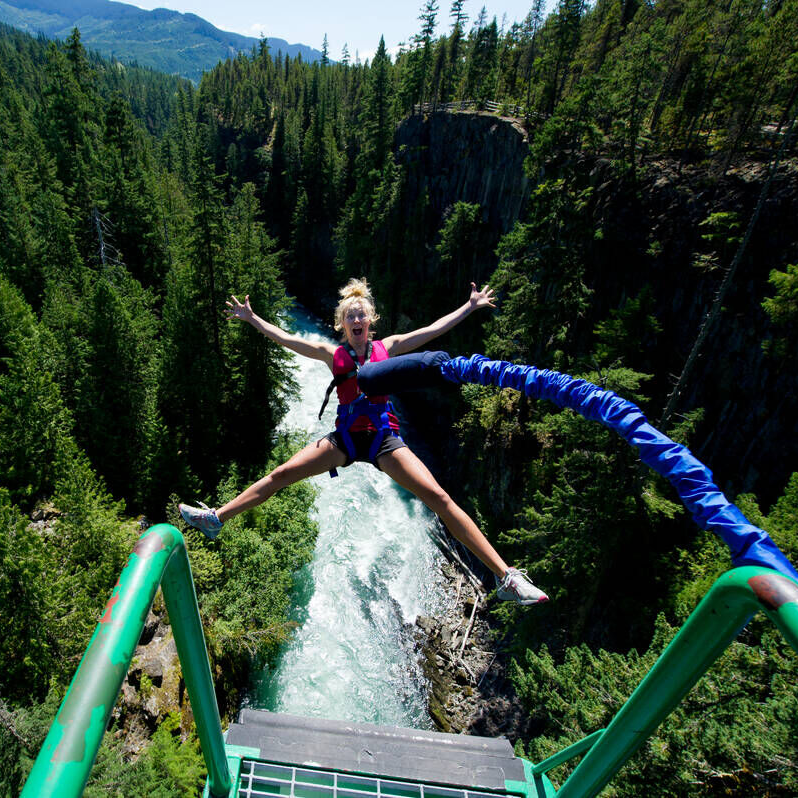 LodgingOvations's tweet image. Looking for a little adventure during your Whistler stay? 🏔️✨

Why not get sky high with one of these thrilling aerial experiences:

1️⃣ Whistler Bungee
2️⃣ Ziplining
3️⃣ Float Plane Tour
4️⃣ Helicopter Tour

Which one would you choose? 🌟

#GoWhistler #Whistler #ExploreBC
